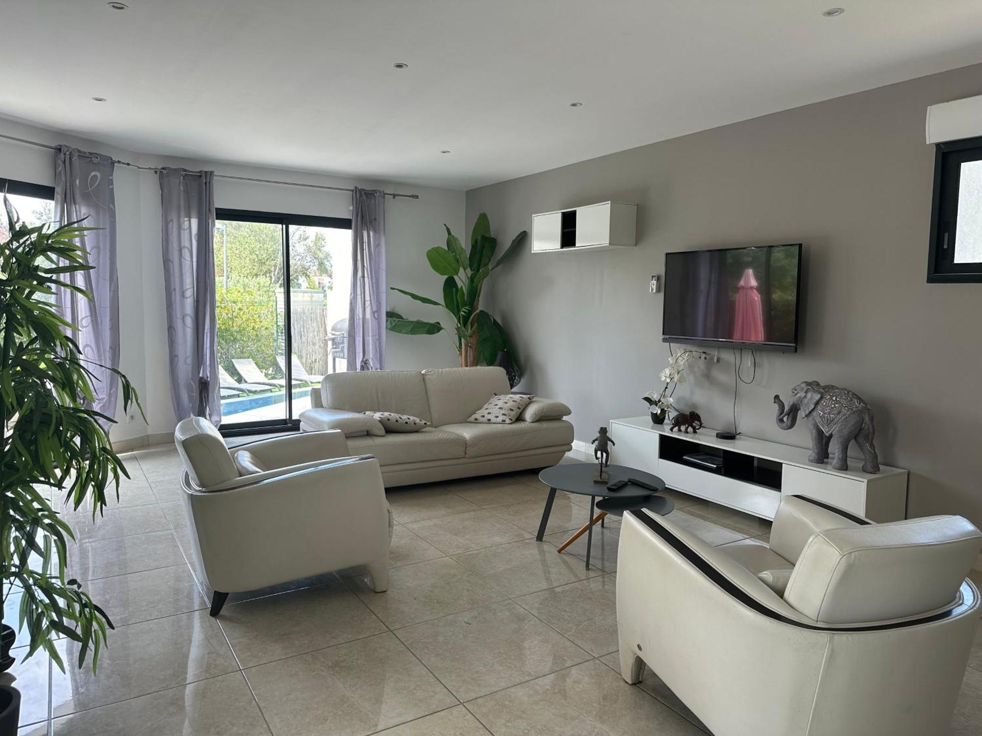 Villa En Bord De Plage Сет Экстерьер фото